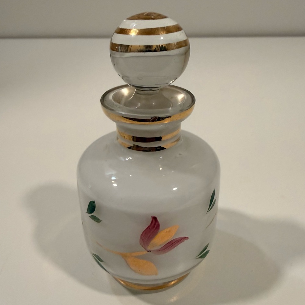 Vintage Irice GLASS PEFUME BOTTLE WITH STOPPER FLORAL DECORATION